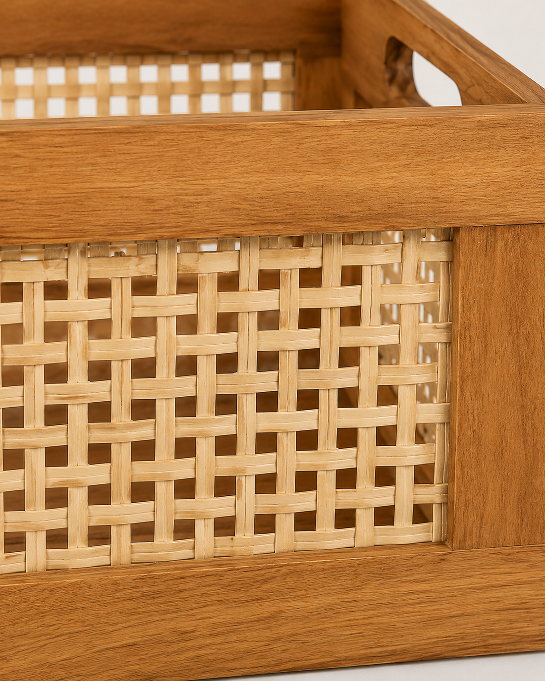 Woven Bamboo Storage Basket - detail Natural Oak