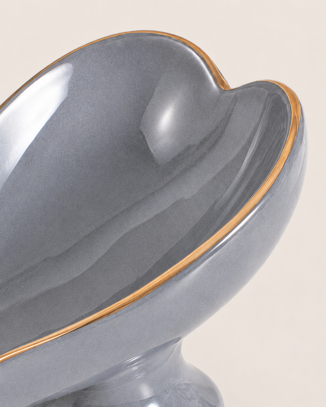 Heart Ceramic Soap Dish - detail Grey