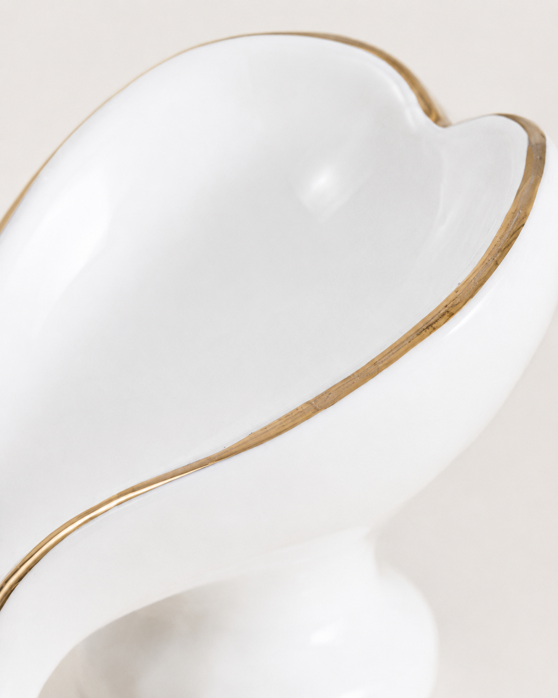Heart Ceramic Soap Dish - detail