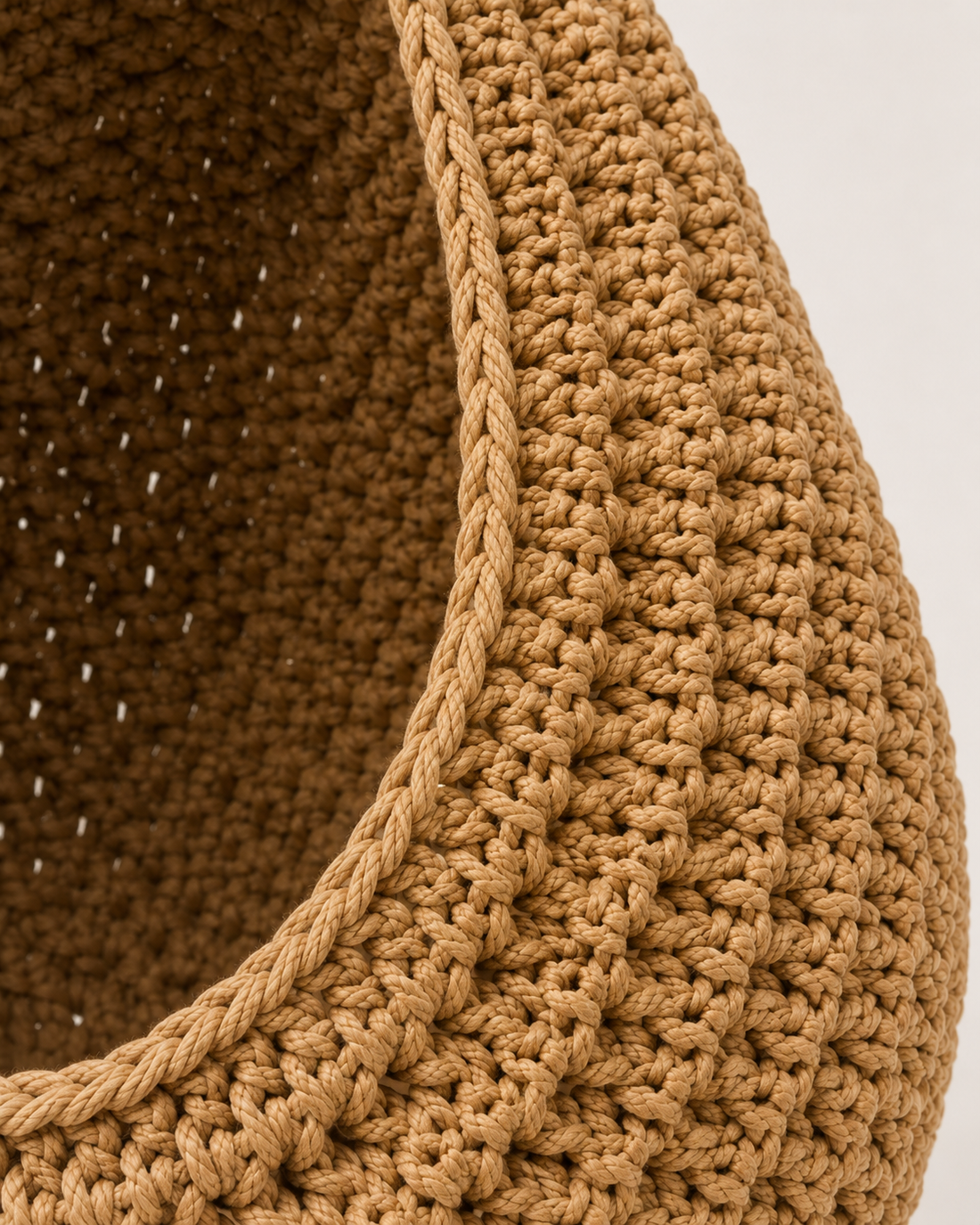 Hanging Fruit Net Basket - detail Caramel