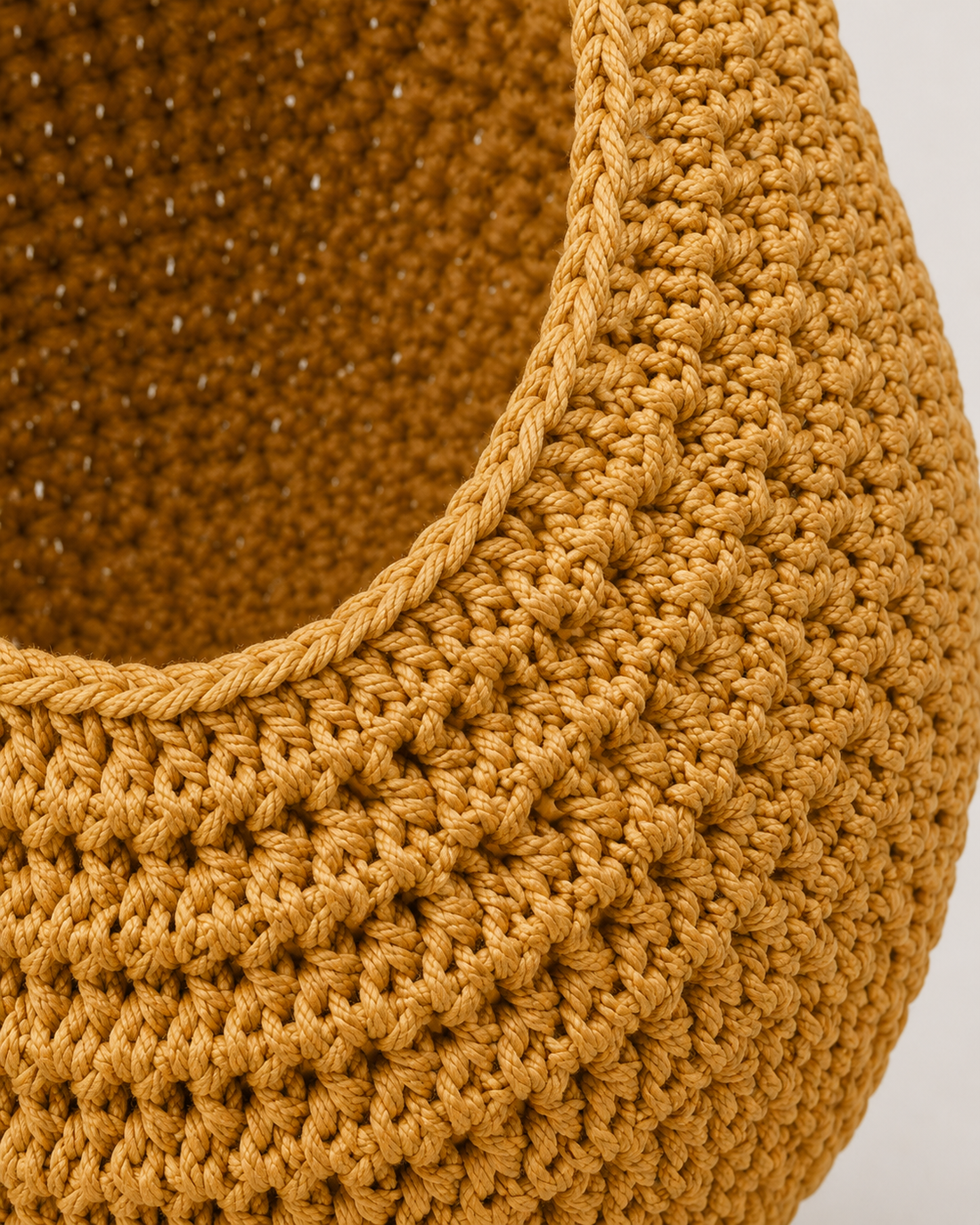 Hanging Fruit Net Basket - detail Ginger Yellow