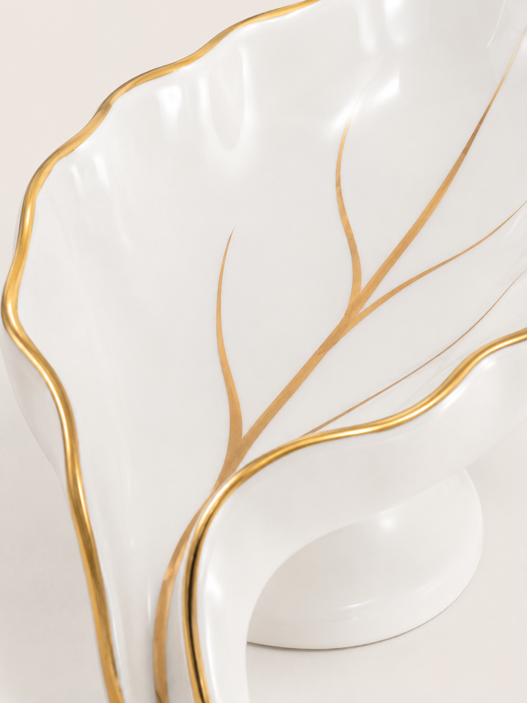 Leaf Ceramic Soap Dish - detail
